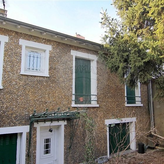 cfa8566d-b5c5-4b7f-8efa-750af83da6b3