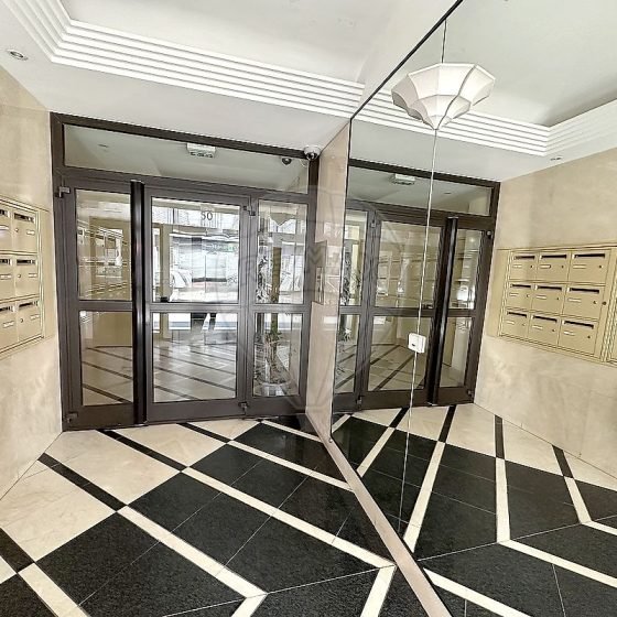 d1d8f198-9a62-4552-a7d6-4b572bcaa0aa