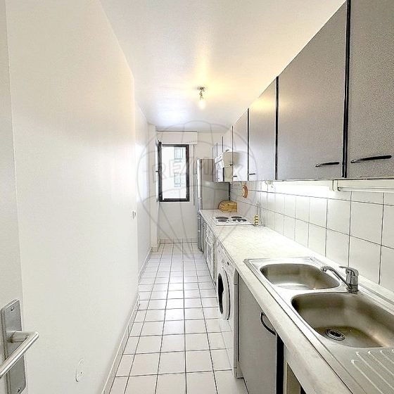 d359c372-2197-408e-9a86-a79095526600