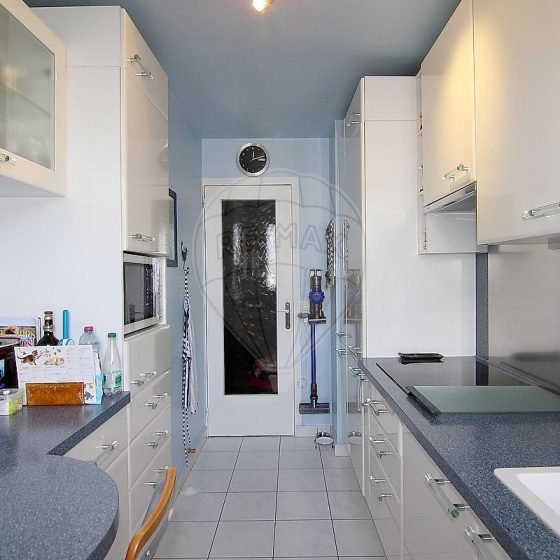 de5b2f29-9dc3-4abe-bbe7-ad0aee2c6dbc