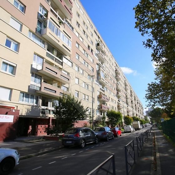 e2a7509a-ffaf-43c8-89b4-cf3dc85e9cd2