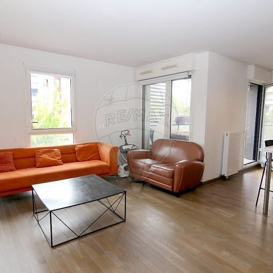 e573d21b-a505-42fb-902e-7d13be1efc7e