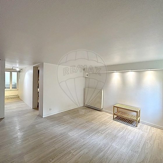 f29bb81f-b932-49d6-8686-05dc8f7cf791