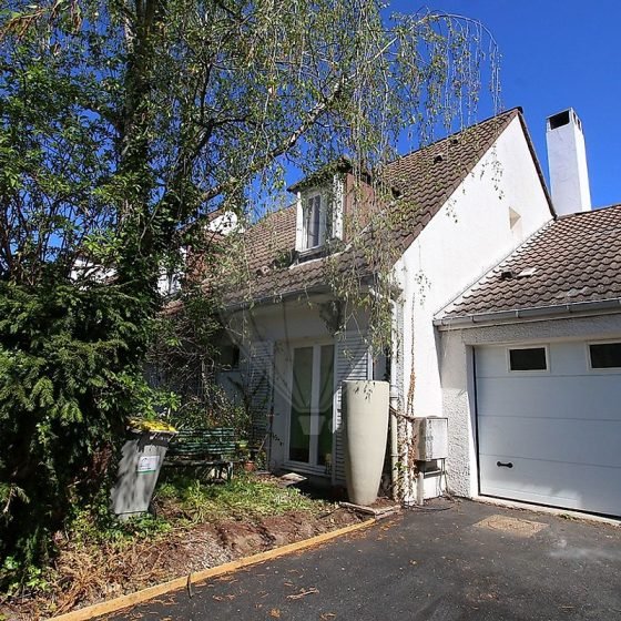 fb1c11bc-9e48-4d81-98fc-c4a788ad7e2d