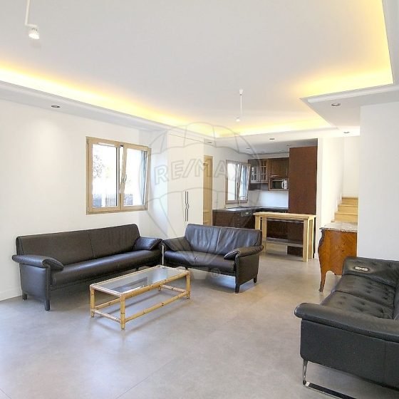 ff854cfb-15f8-4b56-80fb-23f1d1124bf4